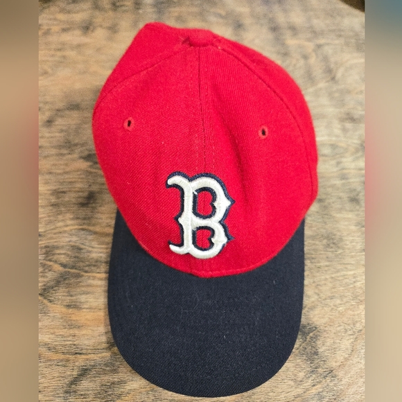 Vintage 100% Wool Boston Red Sox Ball Cap Hat Made In USA - Picture 1 of 4
